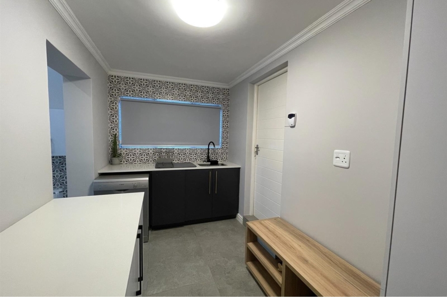 3 Bedroom Property for Sale in Island View Western Cape